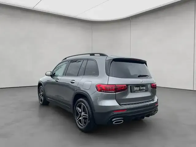 Mercedes-Benz GLB 250