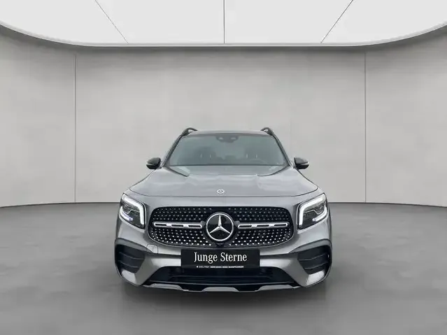 Mercedes-Benz GLB 250