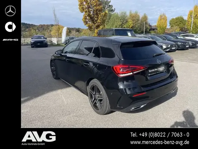Mercedes-Benz A 220
