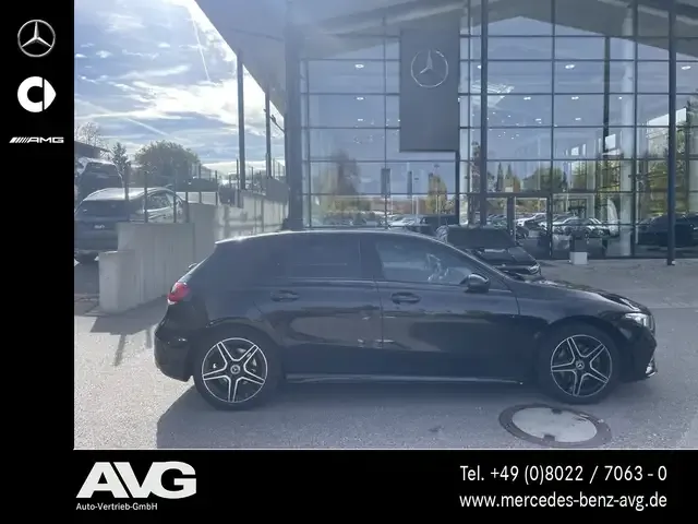 Mercedes-Benz A 220