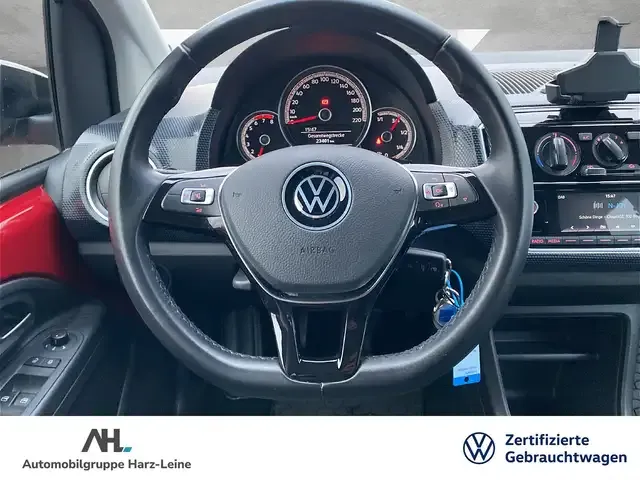 Volkswagen up!