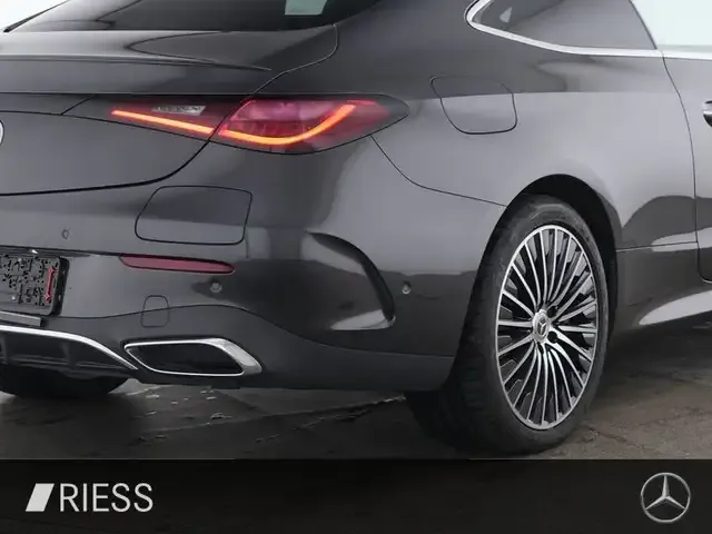 Mercedes-Benz CLE 300