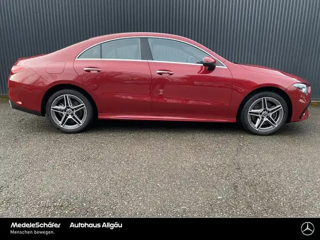 Mercedes-Benz CLA 250