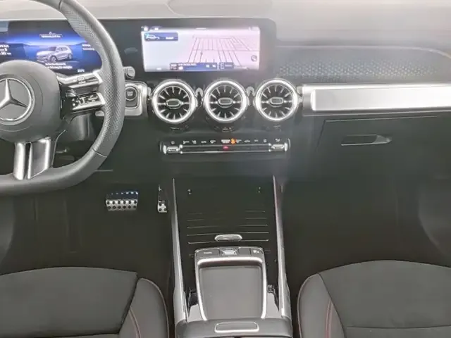 Mercedes-Benz EQB 300