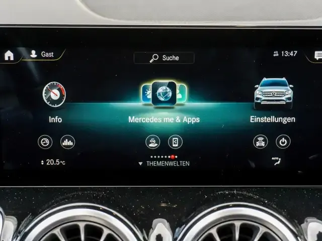 Mercedes-Benz GLB 220