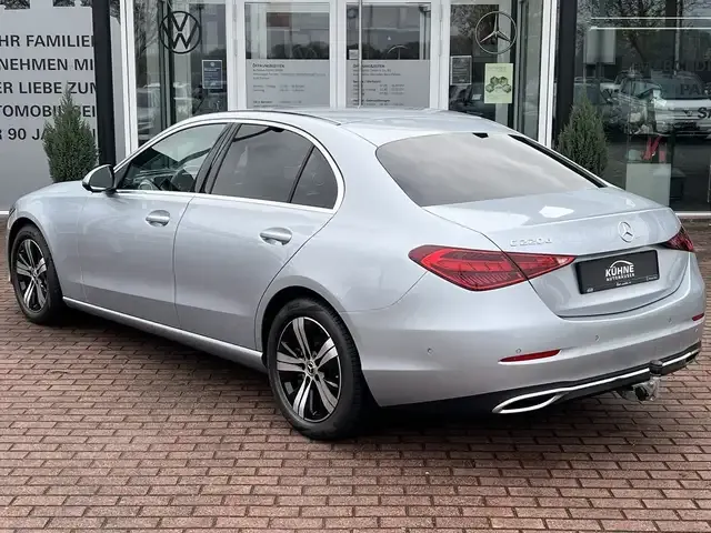 Mercedes-Benz C 220