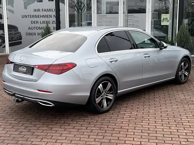 Mercedes-Benz C 220