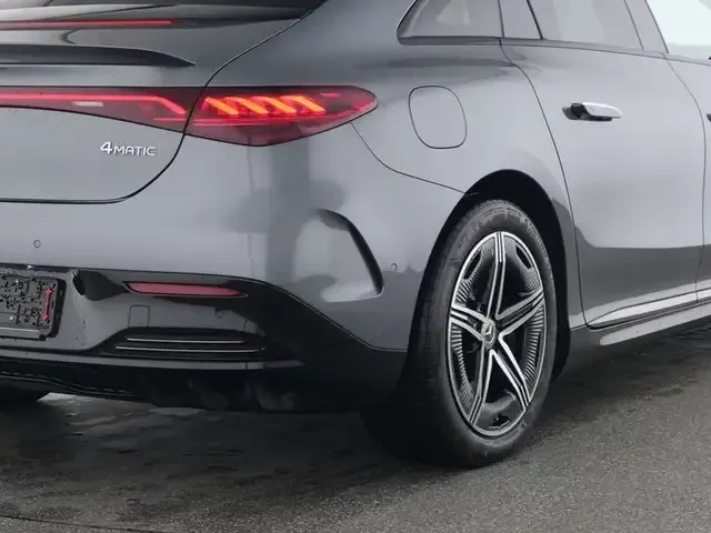 Mercedes-Benz EQE 350