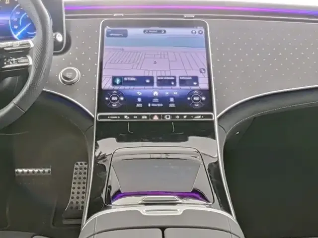 Mercedes-Benz EQE 350