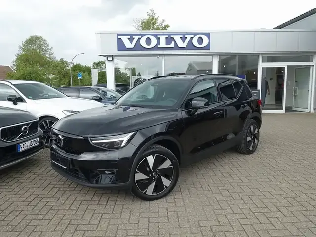 Volvo EX40