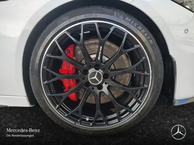 Mercedes-Benz C 63 AMG