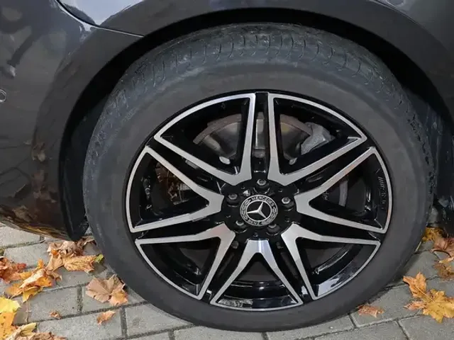 Mercedes-Benz V 300