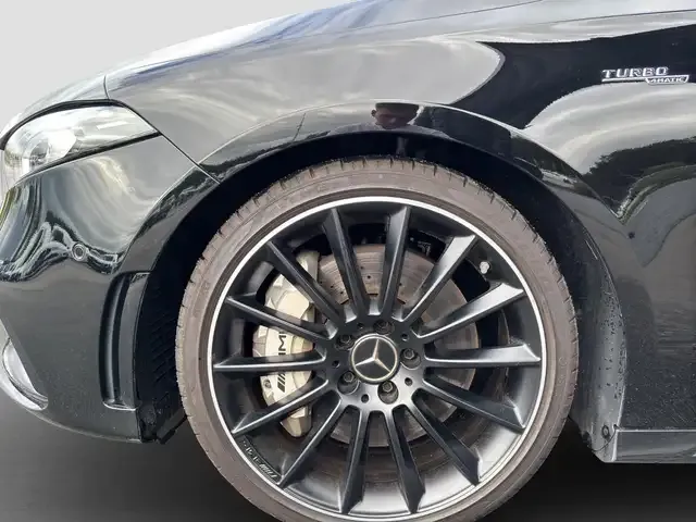 Mercedes-Benz A 35 AMG