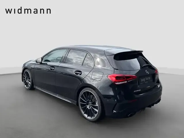 Mercedes-Benz A 35 AMG