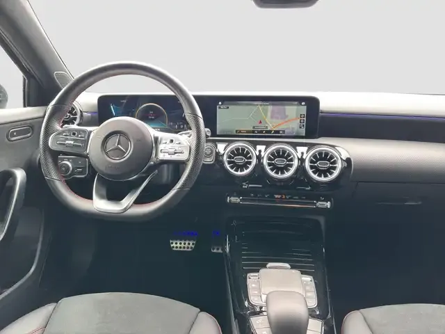 Mercedes-Benz A 35 AMG