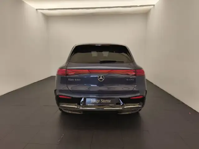 Mercedes-Benz EQS SUV