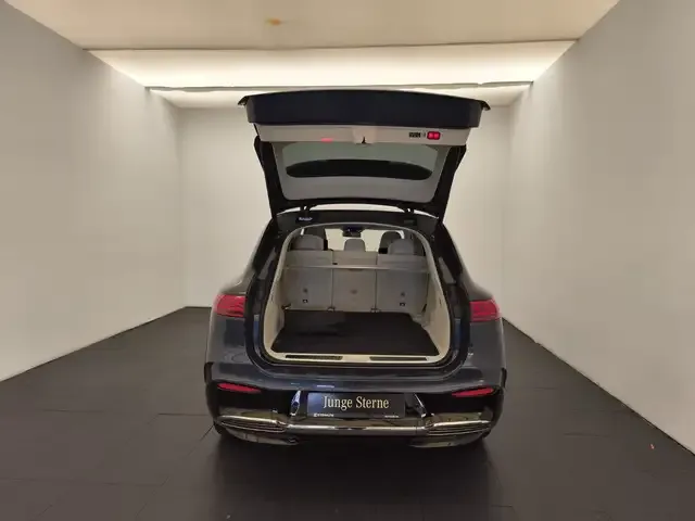 Mercedes-Benz EQS SUV