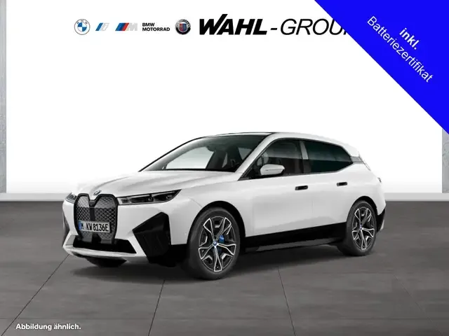 BMW iX
