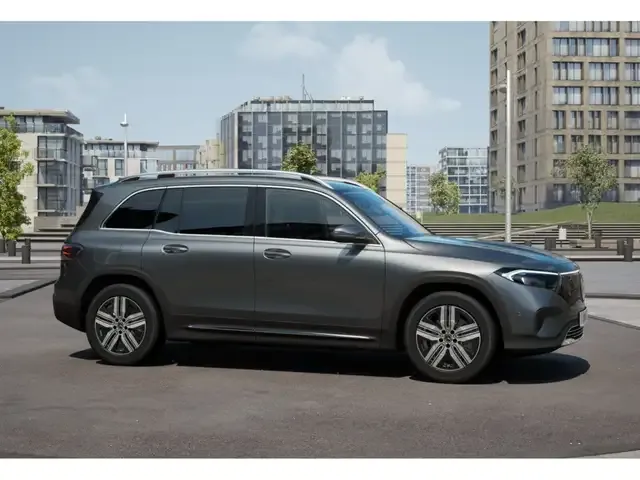 Mercedes-Benz EQB 300