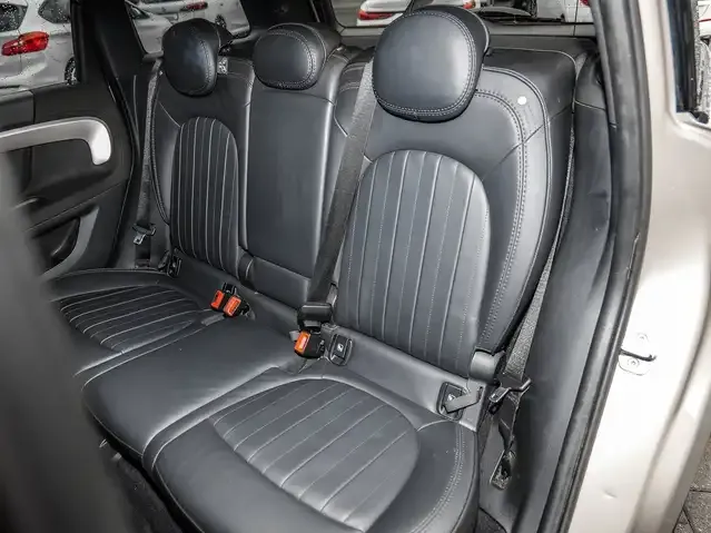 MINI Cooper D Countryman