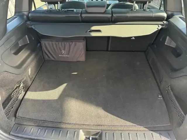 Mercedes-Benz EQB 300