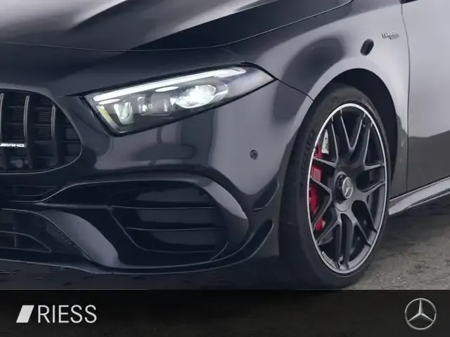 Mercedes-Benz A 45 AMG
