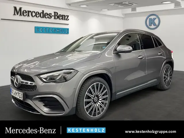 Mercedes-Benz GLA 200