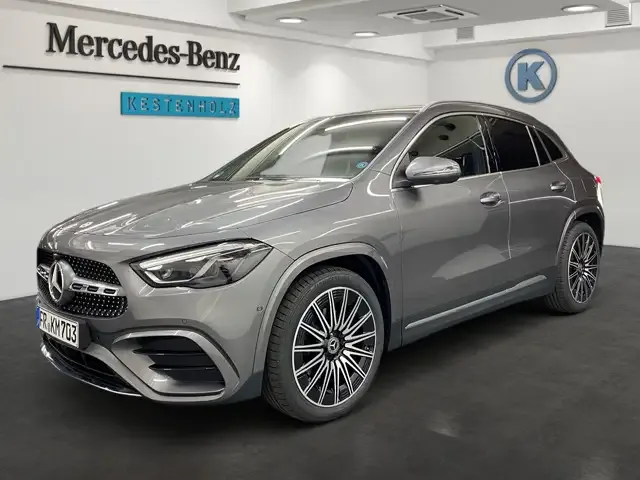Mercedes-Benz GLA 200