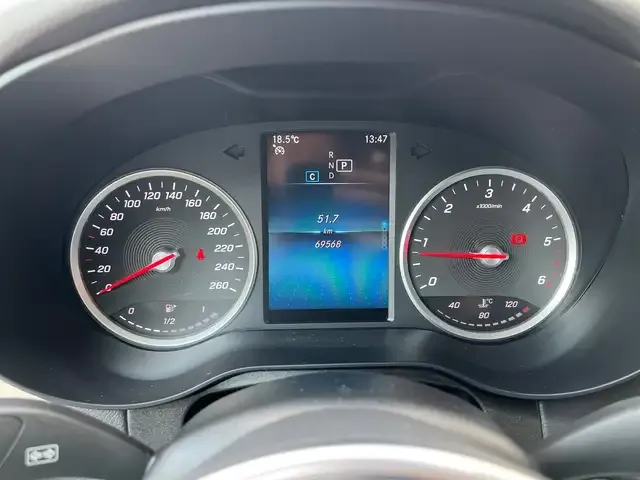 Mercedes-Benz GLC 220