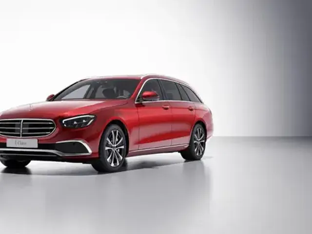 Mercedes-Benz E 300