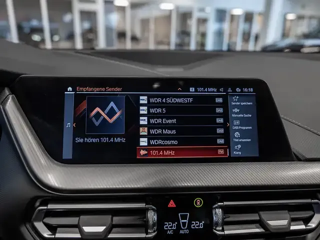 BMW 220