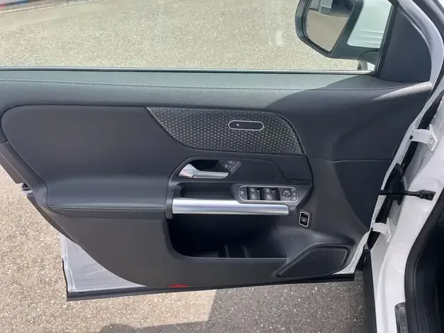 Mercedes-Benz EQA 350