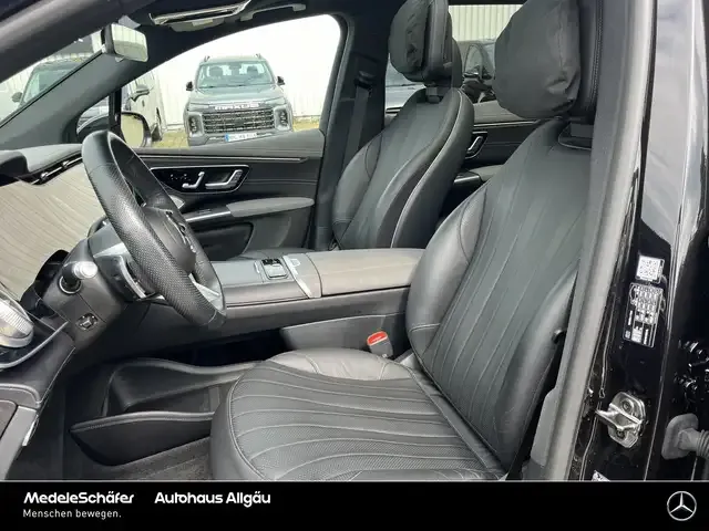 Mercedes-Benz EQS SUV