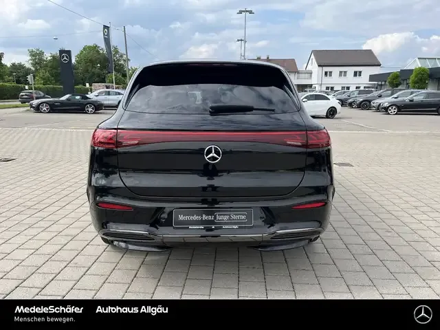 Mercedes-Benz EQS SUV