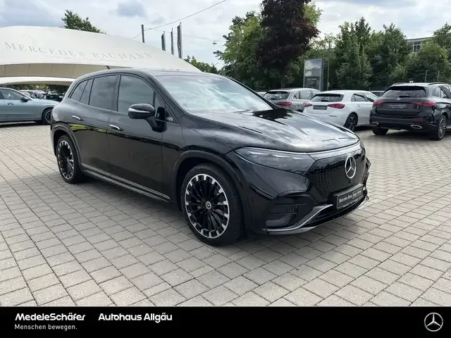 Mercedes-Benz EQS SUV