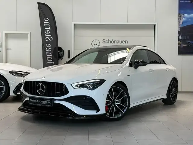 Mercedes-Benz CLA 35 AMG