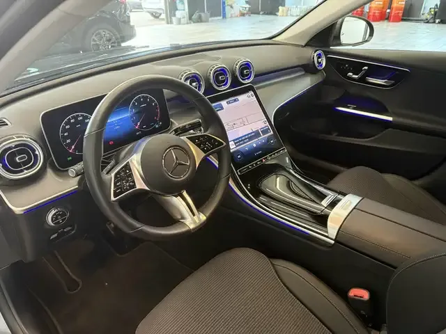 Mercedes-Benz C 180