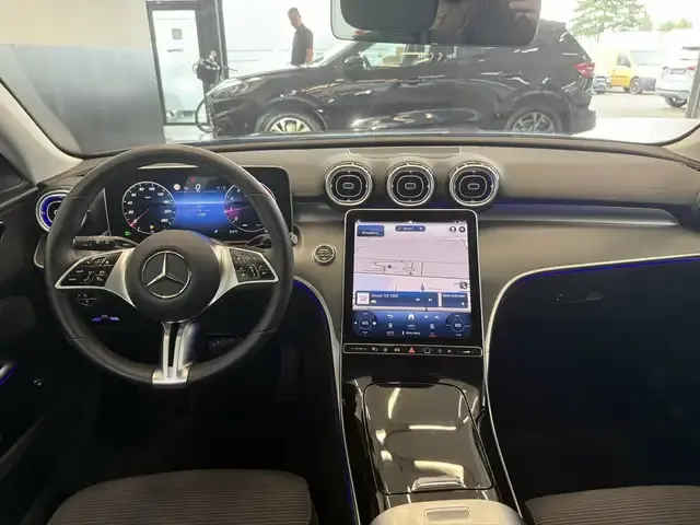 Mercedes-Benz C 180