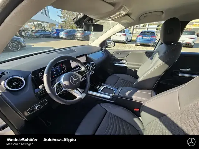 Mercedes-Benz B 250