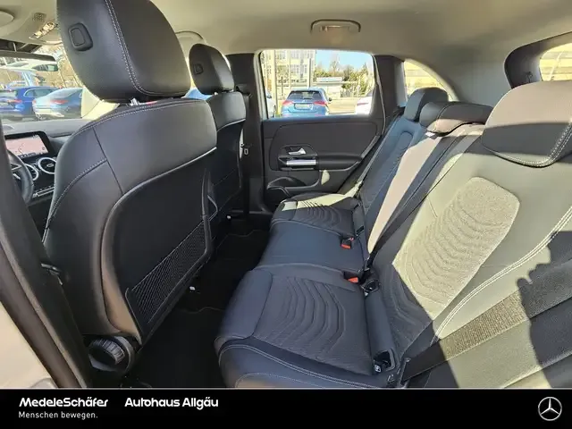 Mercedes-Benz B 250