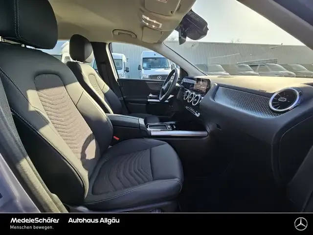 Mercedes-Benz B 250