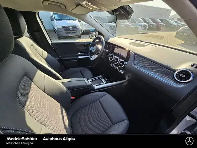 Mercedes-Benz B 250