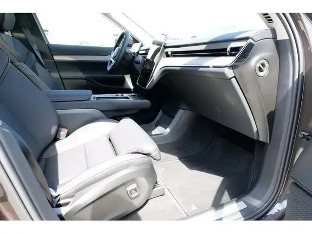 Volvo EX90