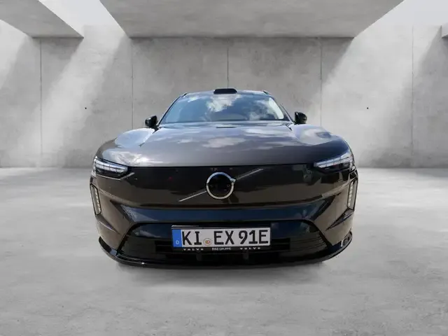Volvo EX90