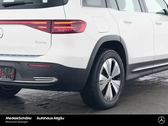 Mercedes-Benz EQB 300
