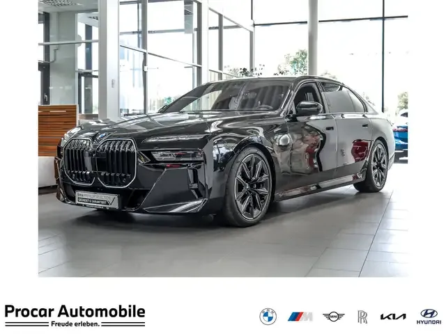 BMW 740