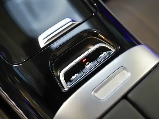 Mercedes-Benz CLE 220