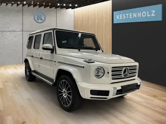Mercedes-Benz G 500