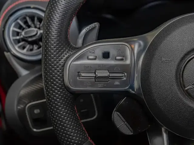 Mercedes-Benz CLA 35 AMG