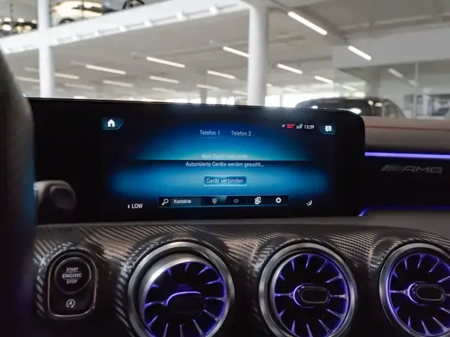 Mercedes-Benz CLA 35 AMG